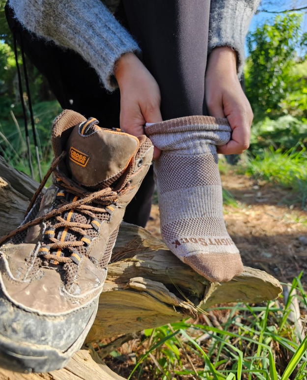 Wrightsock Adventure - Crew Length - Anti Blister System